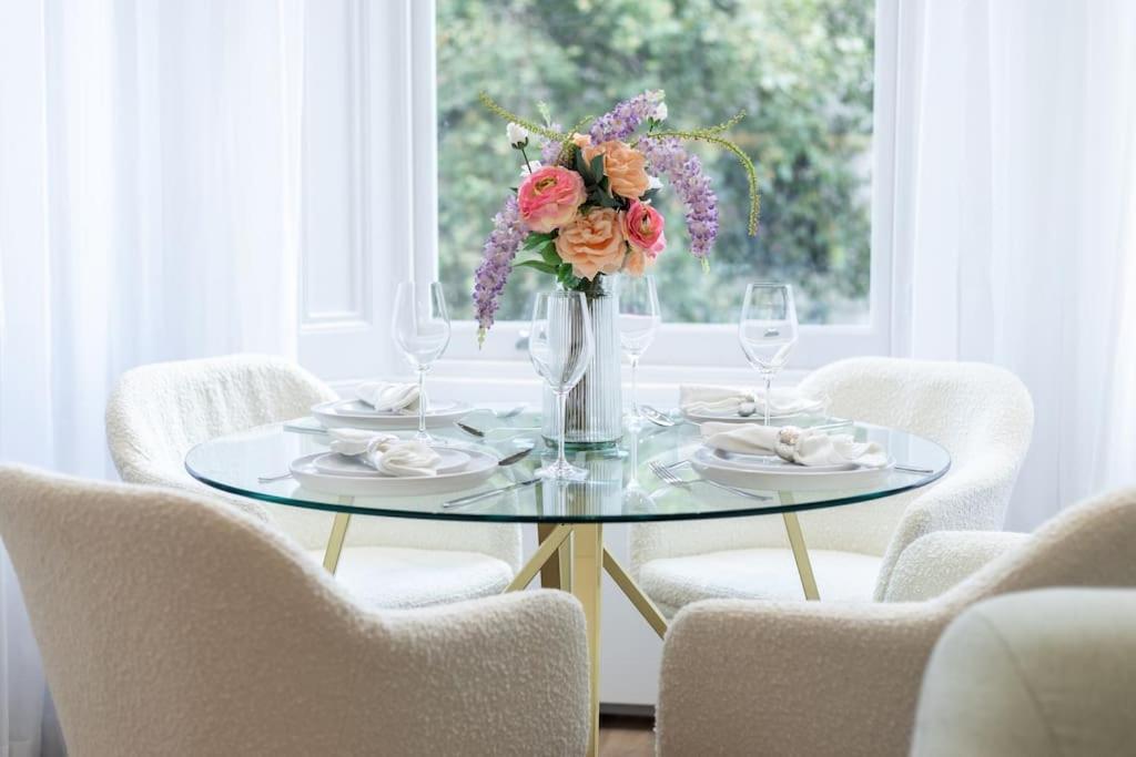 Elegant On The Iconic Gloucester Road * Londra